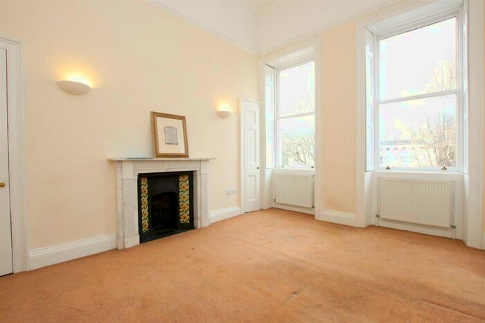 1 Bedroom Flat To Rent In Grosvenor Place, Bath, BA1