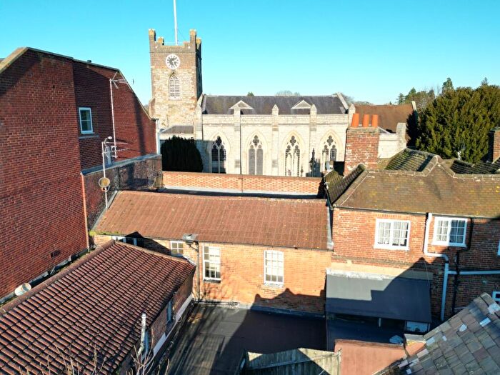 1 Bedroom Apartment To Rent In Surrey, KT16