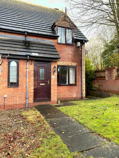 2 Bedroom Semi-Detached House To Rent In Greenside Park, New Crofton, WF4