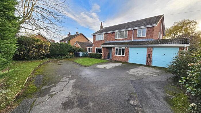5 Bedroom Detached House For Sale In Church Street, Long Bennington, NG23