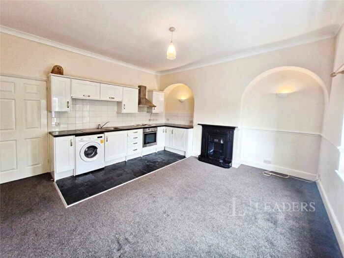 2 Bedroom Flat To Rent In Hamilton Road, Bishopstoke, SO50