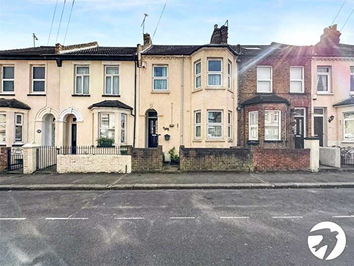 5 Bedroom Terraced House For Sale In Rochester Avenue, Rochester, Kent, ME1