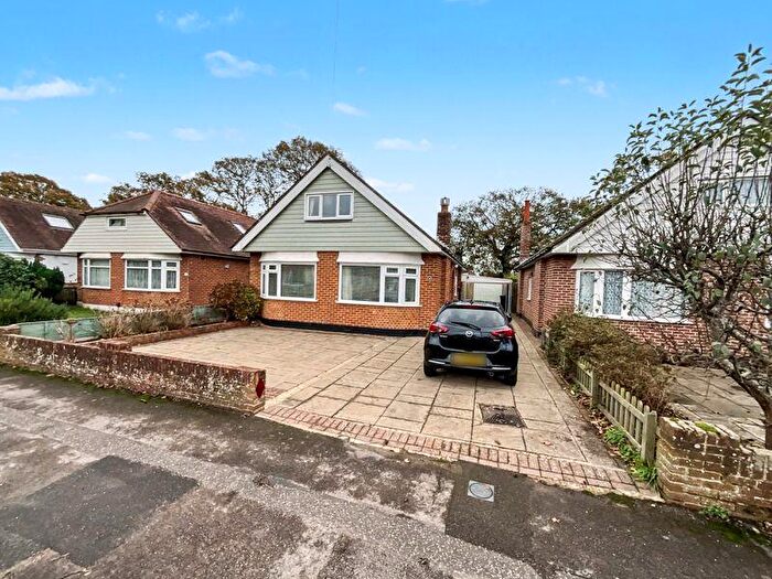 4 Bedroom Bungalow For Sale In Christchurch, BH23