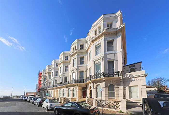 1 Bedroom Apartment To Rent In St. Aubyns, Hove, BN3