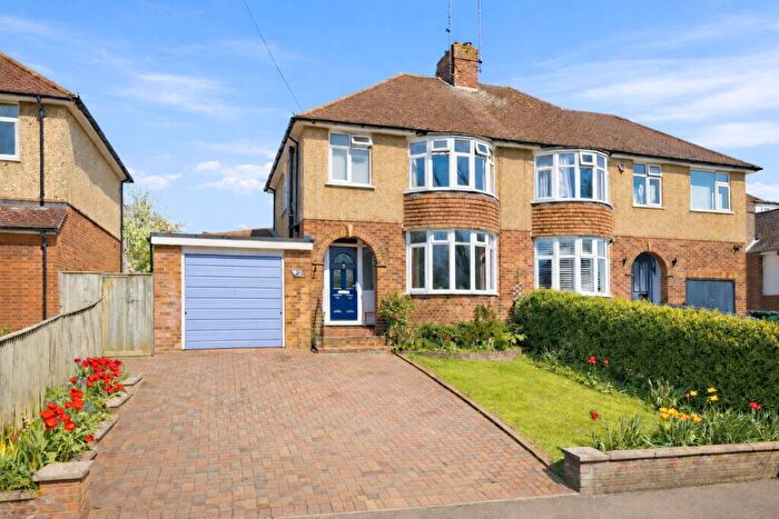 3 Bedroom Semi-Detached House For Sale In Lower Luton Road, Wheathampstead, St. Albans, Hertfordshire, AL4