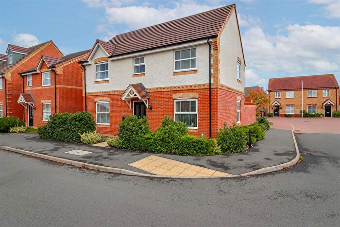 3 Bedroom Detached House For Sale In Firefly Road, Southam, CV47
