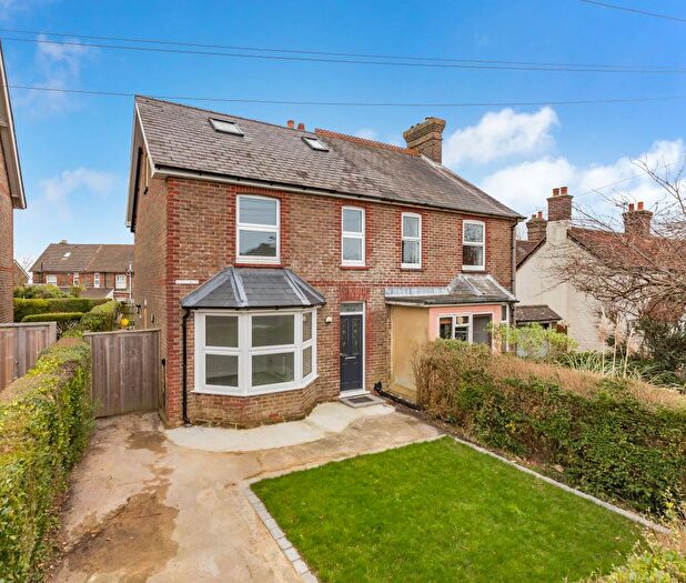 3 Bedroom Semi-Detached House To Rent In Whitehill Road, Crowborough, TN6