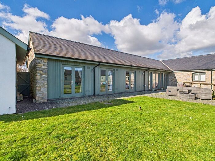 3 Bedroom Barn Conversion For Sale In Bishton Road, Bishton, Newport, NP18