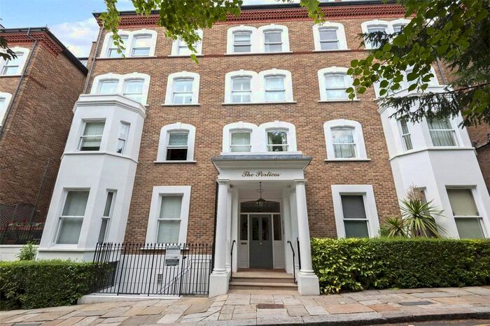 3 Bedroom Flat To Rent In Belsize Avenue, London, NW3