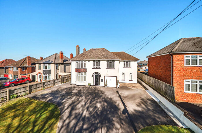 4 Bedroom Detached House For Sale In Somerton Road, Street, BA16