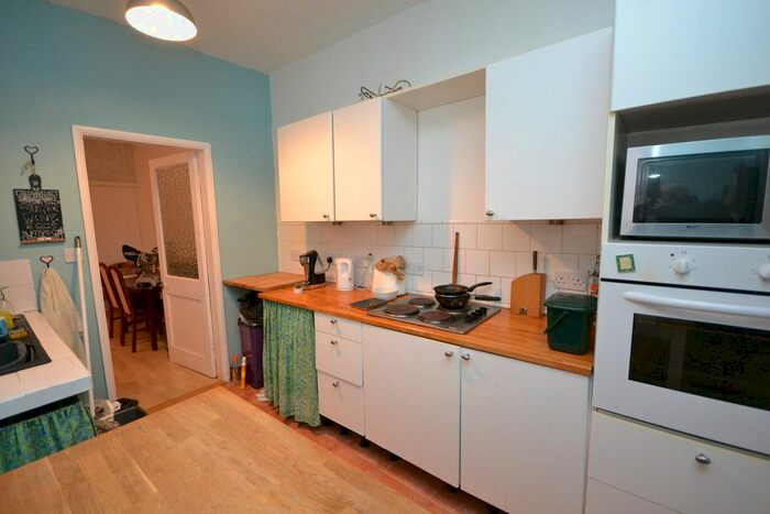 3 Bedroom Semi-Detached House To Rent In Ena Avenue, Sneinton, Nottingham NG2