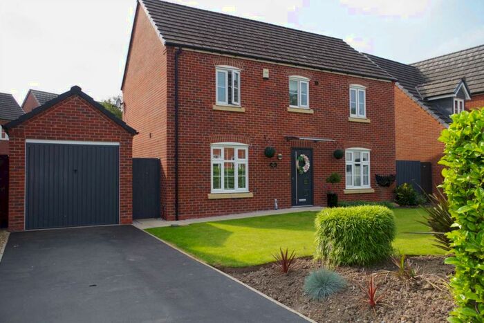 4 Bedroom Detached House To Rent In Masefield Road, Little Lever, BL3