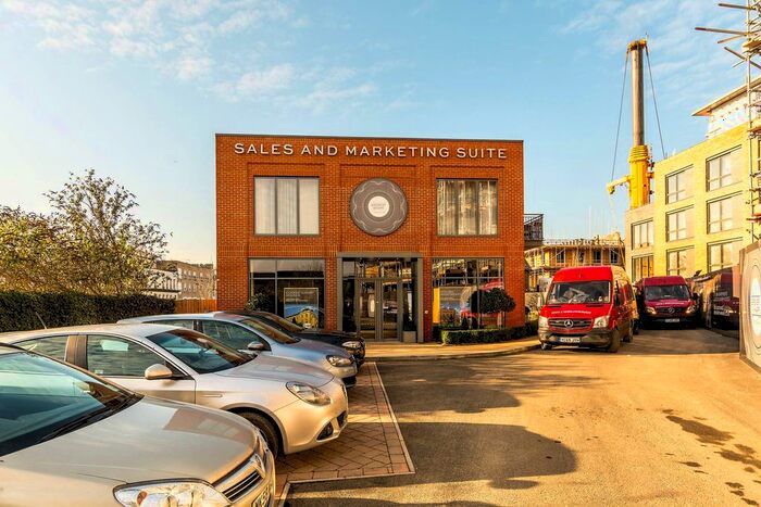 1 Bedroom Flat To Rent In Brewery House, Twickenham, TW1