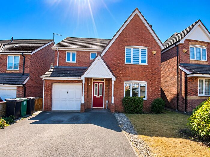 4 Bedroom Detached House For Sale In Eden Court, Nuneaton, CV10