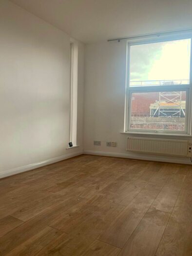 2 Bedroom Flat To Rent In Culver Street East, Colchester, CO1