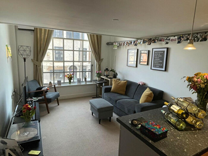 1 Bedroom Flat To Rent In Castle Exchange Building, Broad Street, Nottingham, Nottinghamshire, NG1