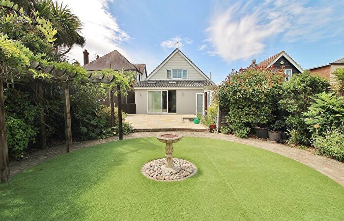 5 Bedroom Detached House For Sale In London Road, Widley, PO7