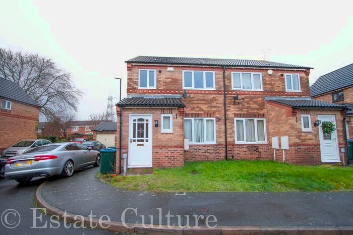 3 Bedroom Semi-Detached House To Rent In Haydock Close, Coventry, CV6