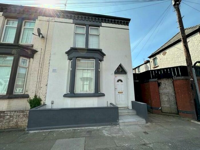 3 Bedroom House To Rent In Makin Street, L4