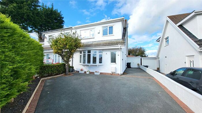 3 Bedroom Semi-Detached House For Sale In Stanley Avenue, Valley, Holyhead, Isle Of Anglesey, LL65