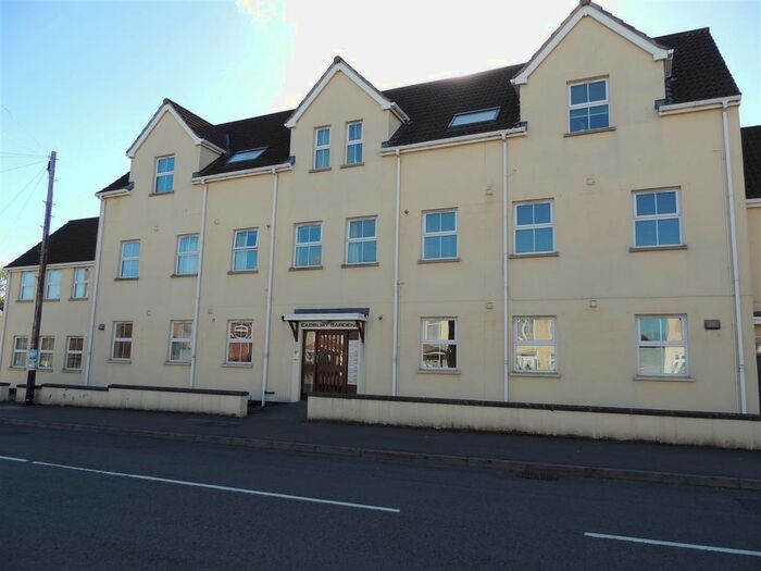 2 Bedroom Flat To Rent In Cadbury Heath Road, Warmley, Bristol, BS30