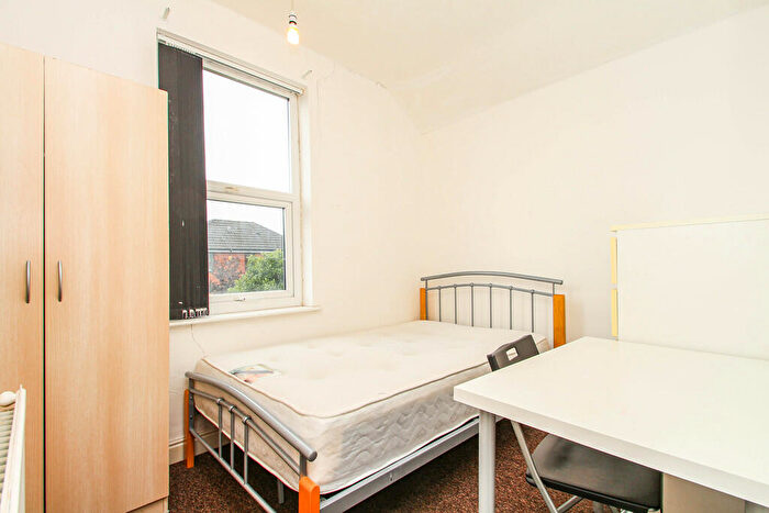 1 Bedroom Semi-Detached House To Rent In Peveril Road, Beeston, NG9