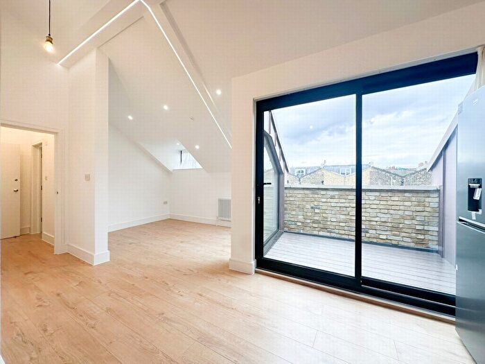 1 Bedroom Flat To Rent In Millers Terrace, Dalston, E8