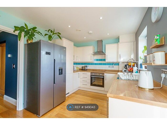 4 Bedroom Terraced House To Rent In Bluecroft (Student House), Bognor Regis, PO22