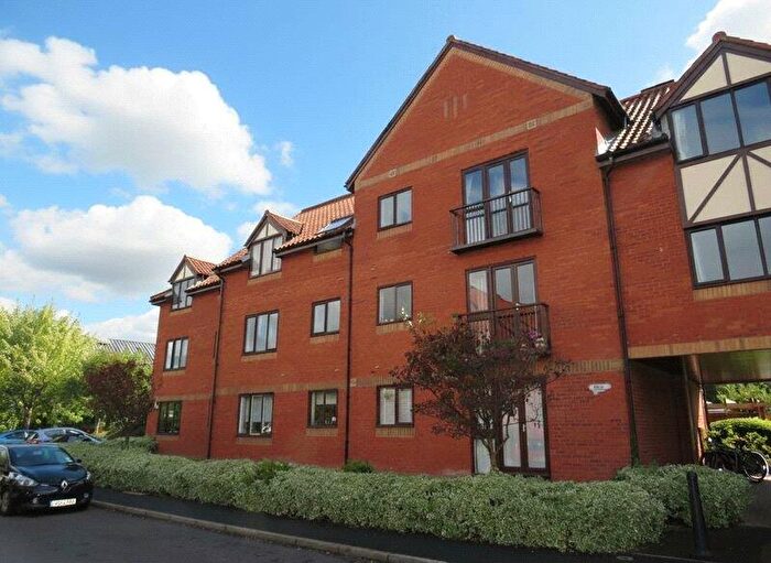 2 Bedroom Apartment To Rent In City Centre, Napier Court, BS1