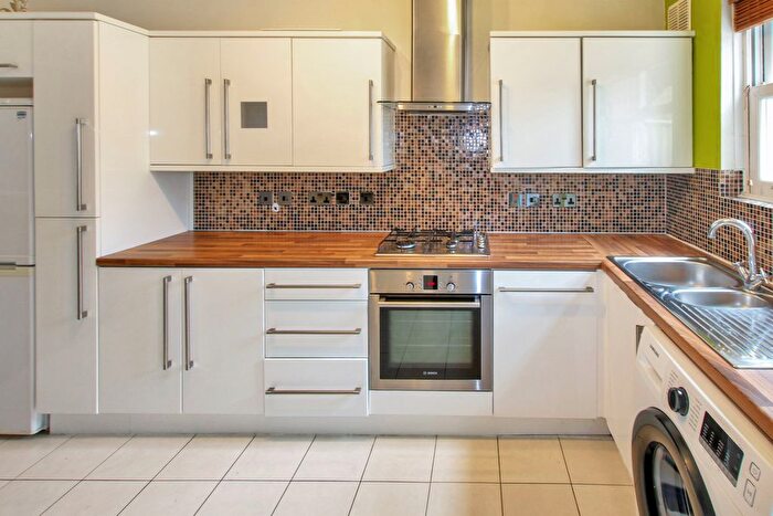 2 Bedroom Terraced House For Sale In Albert Street, Slough, SL1