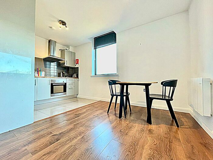 1 Bedroom Flat To Rent In Urban Village Building Bedford, MK40