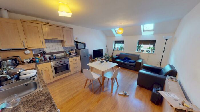 2 Bedroom Flat To Rent In Flat The Yard, NG7