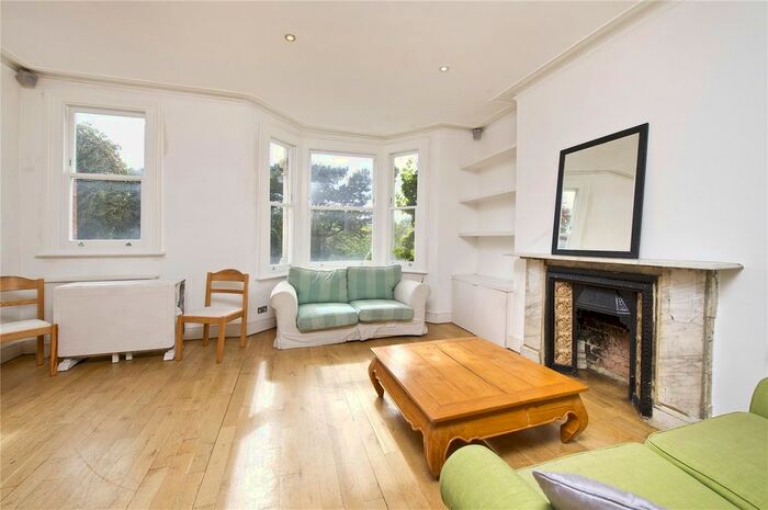 2 Bedroom Flat To Rent In Fulham Palace Road, London, SW6