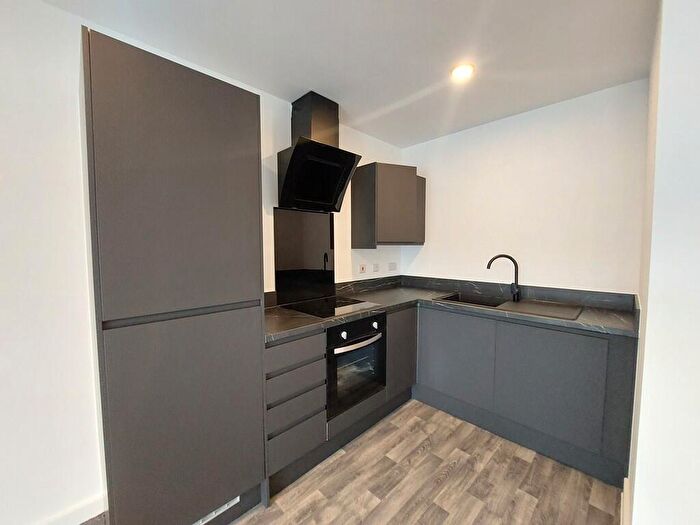 1 Bedroom Apartment To Rent In Burlington Square, Burlington Street, Chesterfield, S40