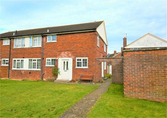 2 Bedroom Apartment To Rent In Devonshire Place, Basingstoke, Hampshire, RG21