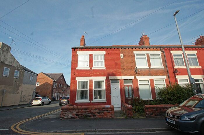 3 Bedroom End Terrace House For Sale In Cambridge Road, Ellesmere Port, Cheshire., CH65