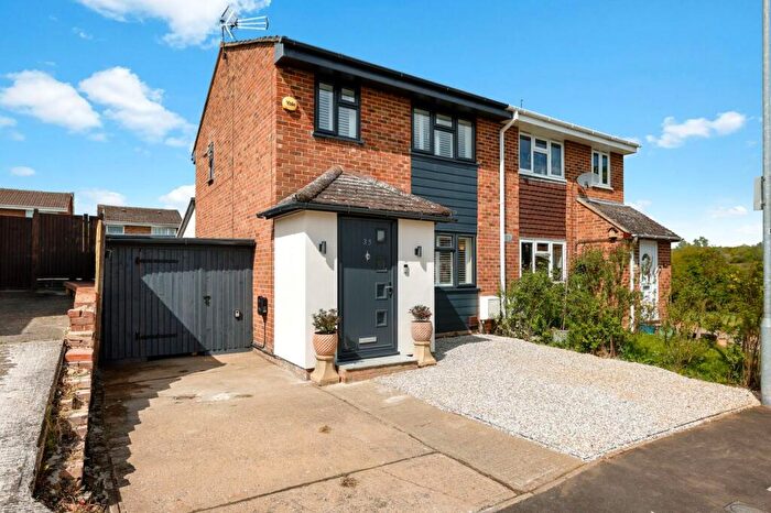 3 Bedroom Semi-Detached House For Sale In Albemarle Gardens, Braintree, CM7