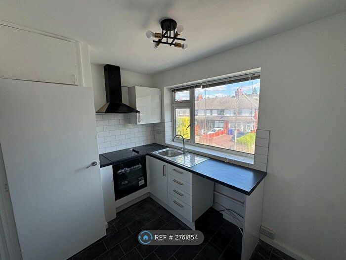 2 Bedroom Flat To Rent In Talke Pits, Stoke-On-Trent, ST7