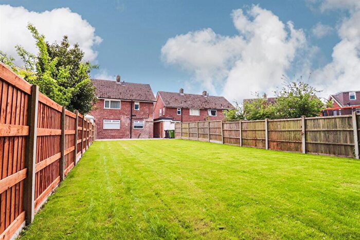 3 Bedroom Semi Detached House To Rent In Links Avenue, Southport, PR9