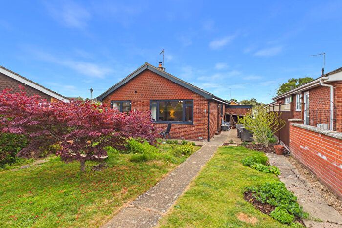 3 Bedroom Bungalow For Sale In Manderville Road, Bury St. Edmunds, Suffolk, IP33