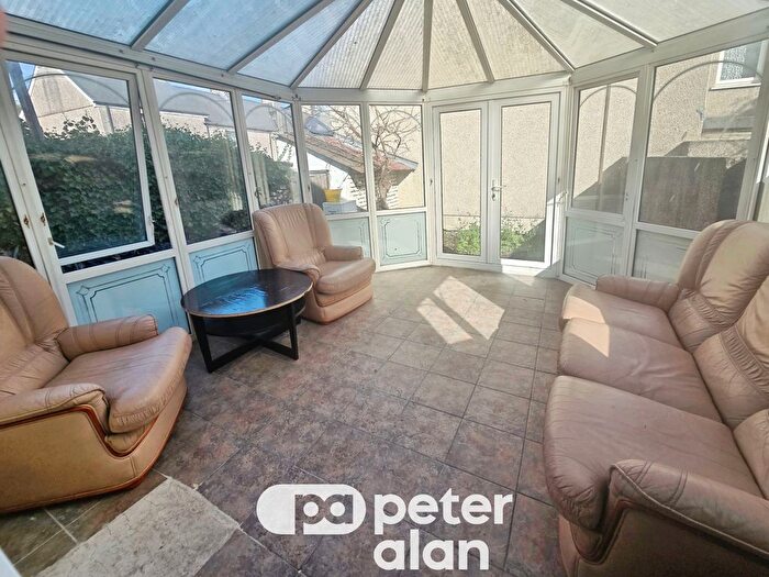 1 Bedroom Flat To Rent In Flat, Neath Road, Swansea, SA1