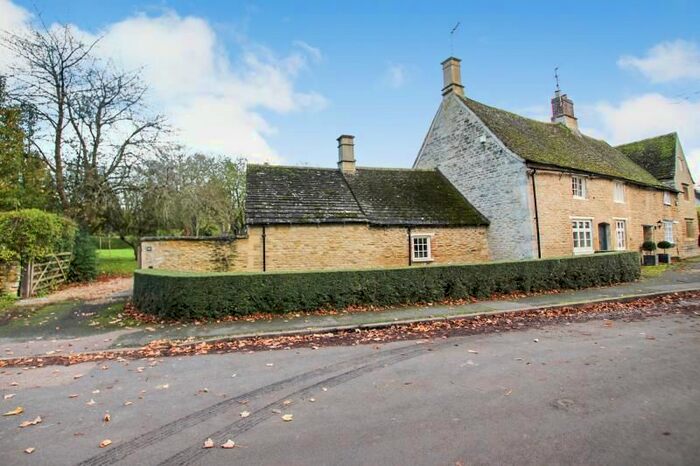 2 Bedroom Cottage To Rent In Church Street, Alwalton, Peterborough, PE7