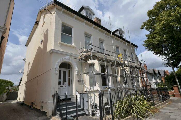 1 Bedroom Flat To Rent In All Saints Road, Cheltenham, GL52