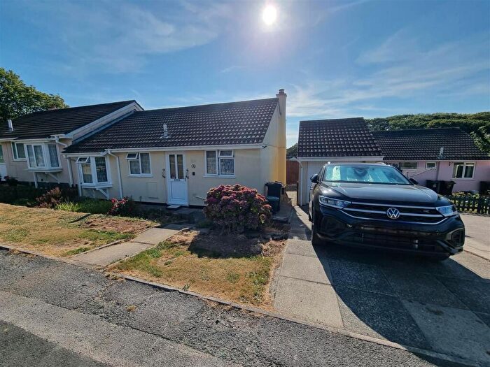 2 Bedroom Semi-Detached Bungalow For Sale In Prouts Way, Tregadillett., PL15