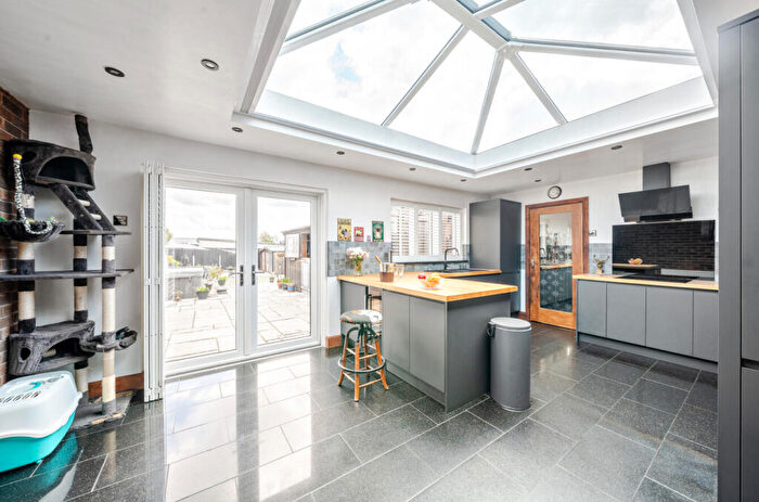 2 Bedroom Bungalow For Sale In Wild Hill, Sutton-in-Ashfield, Nottinghamshire, NG17