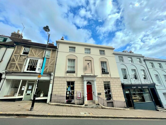 Studio To Rent In High Street, Lewes, BN7