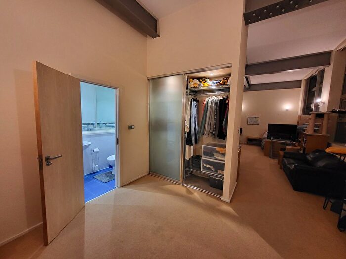 1 Bedroom Flat To Rent In Great Hampton Street, Birmingham, B18