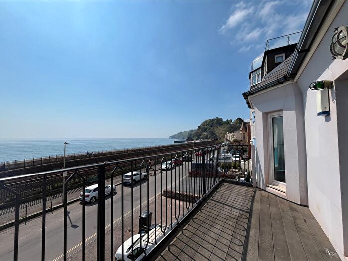 2 Bedroom Flat To Rent In Marine Parade, Dawlish, EX7