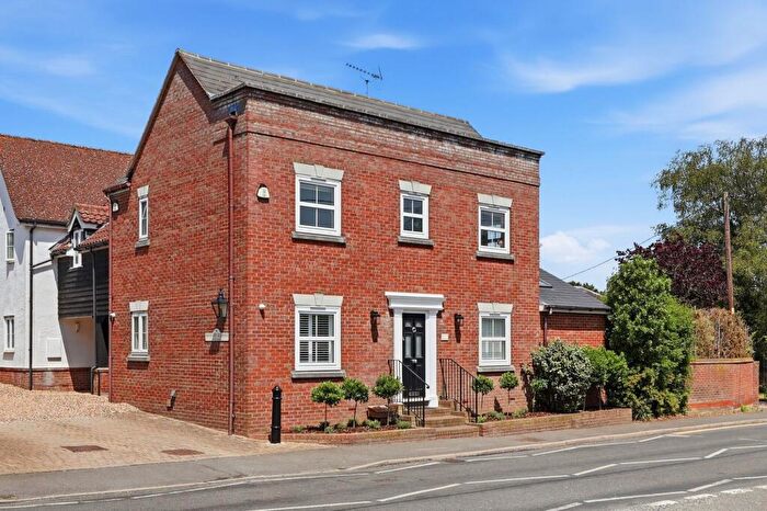4 Bedroom Link Detached House For Sale In Downham Road, Ramsden Heath, CM11