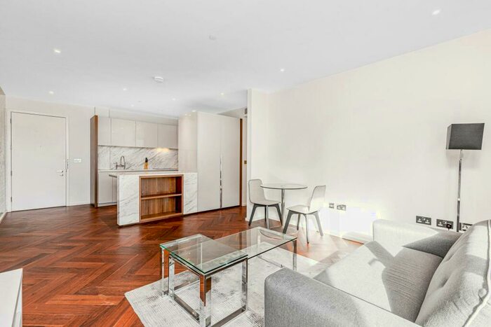 1 Bedroom Flat To Rent In Ambassador Building, Embassy Gardens, London, SW11